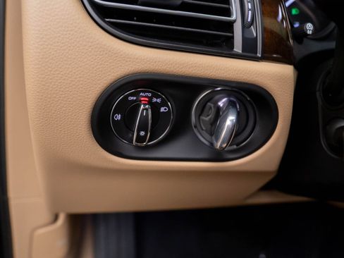 New 2026 Porsche Macan image 20