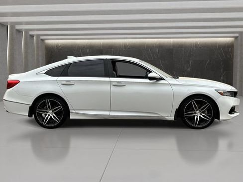Used 2021 Honda Accord Touring image 7