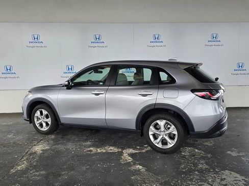 Used 2024 Honda HR-V LX image 4