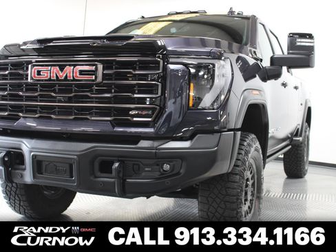 Used 2025 GMC Sierra 2500 AT4X w/ AT4X AEV Edition AWD/4WD image 1