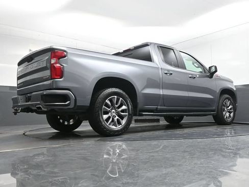 Used 2019 Chevrolet Silverado 1500 RST AWD/4WD image 31
