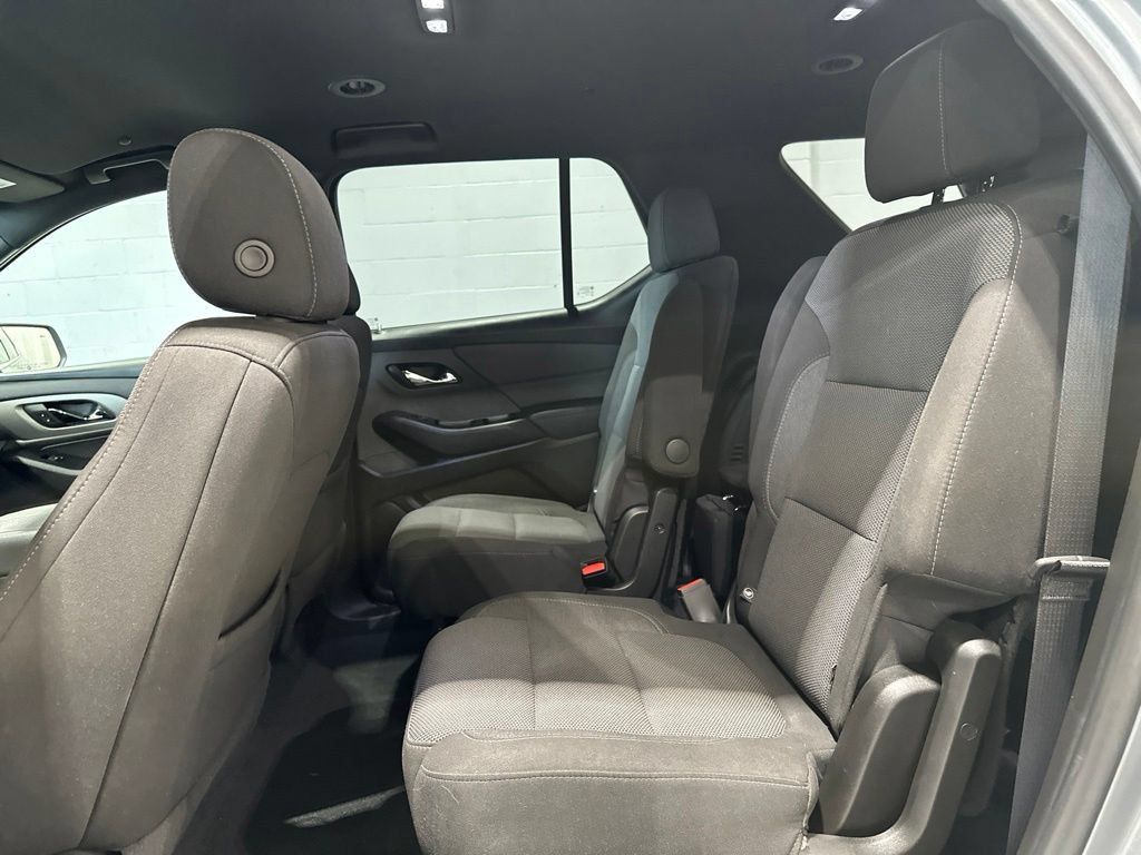 Certified 2023 Chevrolet Traverse LT AWD/4WD image 15
