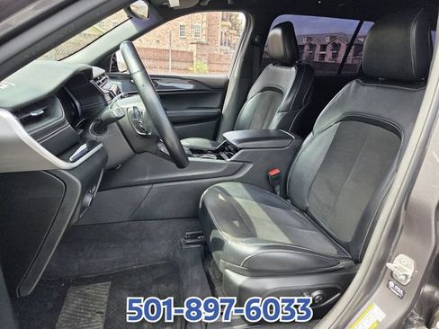 Used 2021 Jeep Grand Cherokee L Laredo RWD image 9