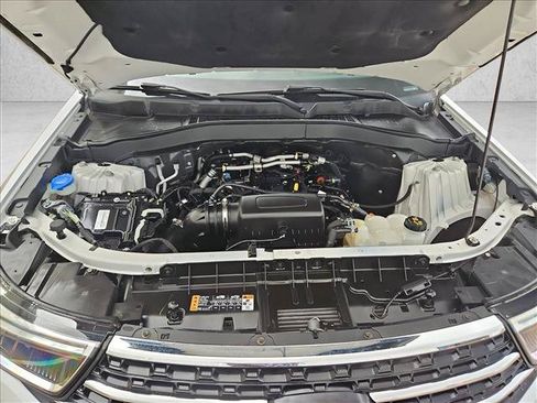 Used 2021 Ford Explorer XLT RWD image 23