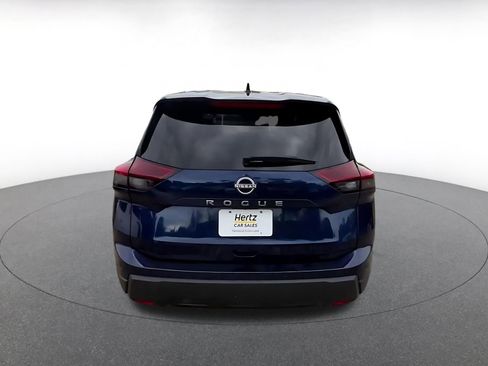 Used 2025 Nissan Rogue SV FWD image 12
