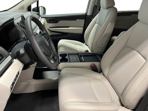 New 2026 Honda Odyssey EX-L image 8