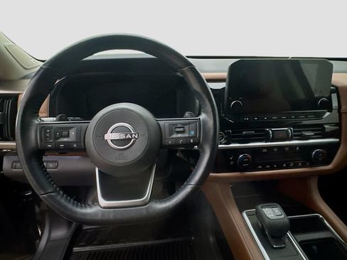Used 2022 Nissan Pathfinder Platinum w/ Cargo Package AWD/4WD image 13