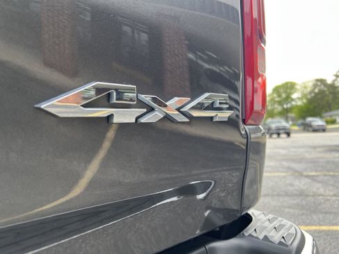 Used 2020 RAM 1500 Laramie AWD/4WD image 8
