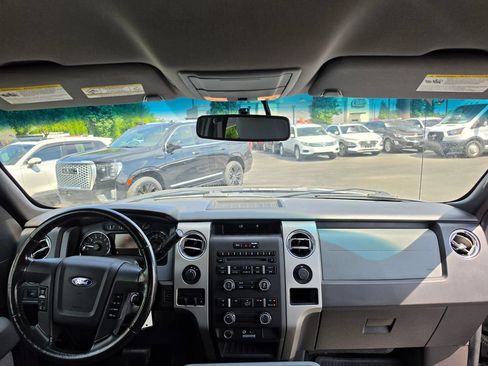 Used 2011 Ford F150 XLT w/ XLT Chrome Pkg AWD/4WD image 11