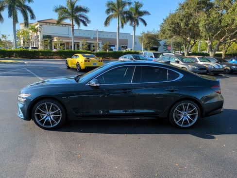Used 2023 Genesis G70 3.3T image 7