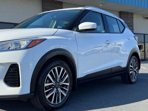Used 2023 Nissan Kicks SV FWD image 40