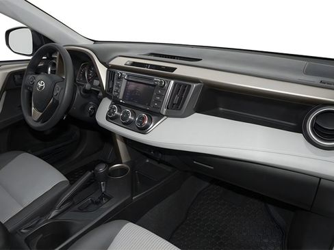 Used 2014 Toyota RAV4 LE FWD image 17