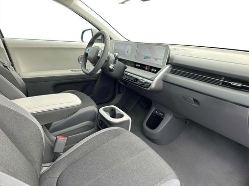 New 2024 Hyundai Ioniq 5 SEL image 16