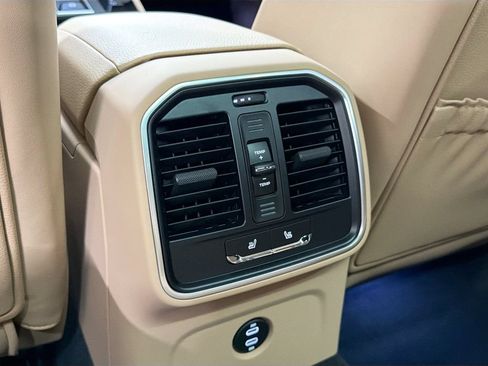 New 2026 Porsche Macan AWD/4WD image 27