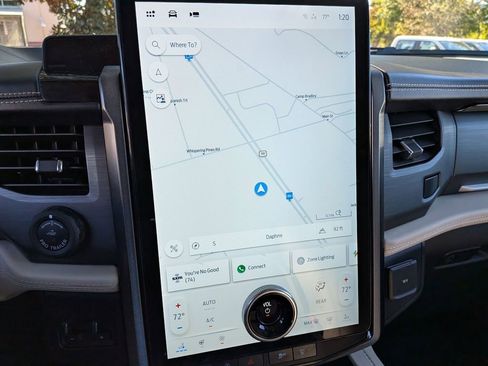 Used 2023 Ford Expedition Platinum image 29