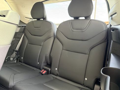 Used 2025 Volvo EX90 Plus AWD/4WD image 35