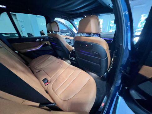 Used 2019 BMW X5 xDrive50i w/ Premium Package 2 image 26