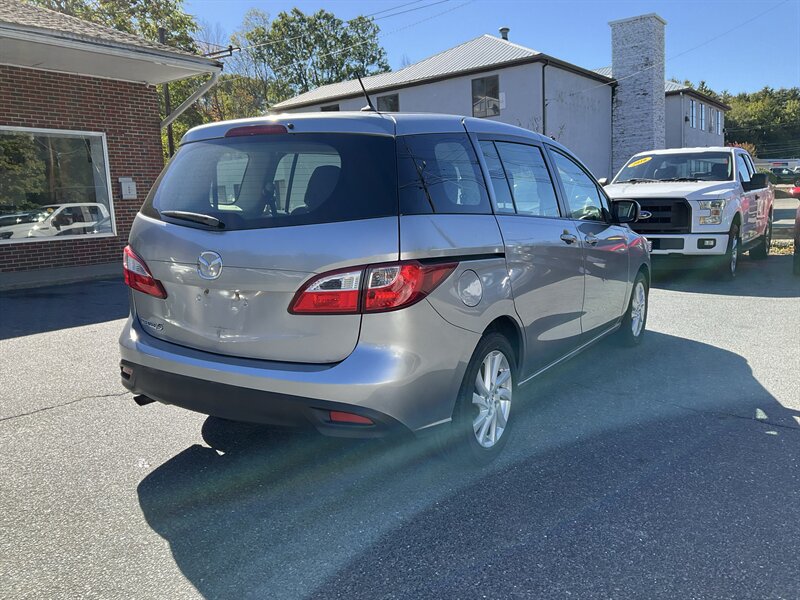 Used 2012 MAZDA MAZDA5 Sport FWD image 5