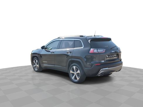 Used 2021 Jeep Cherokee Limited w/ Elite Package FWD image 6
