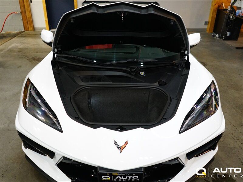 Used 2026 Chevrolet Corvette Stingray Coupe w/ 1LT RWD image 9