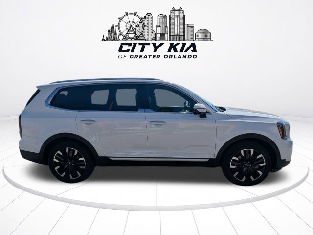 Used 2024 Kia Telluride SX Prestige w/ Towing Package AWD/4WD image 7