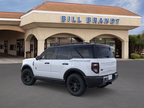 New 2025 Ford Bronco Sport Badlands w/ Sasquatch Badlands Package AWD/4WD image 4