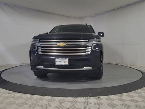 Used 2024 Chevrolet Tahoe High Country w/ Premium Package 2 image 3