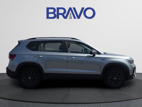 Used 2023 Volkswagen Taos S w/ Driver Assistance Package FWD image 5