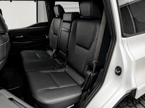 Used 2025 Lexus GX 550 image 79