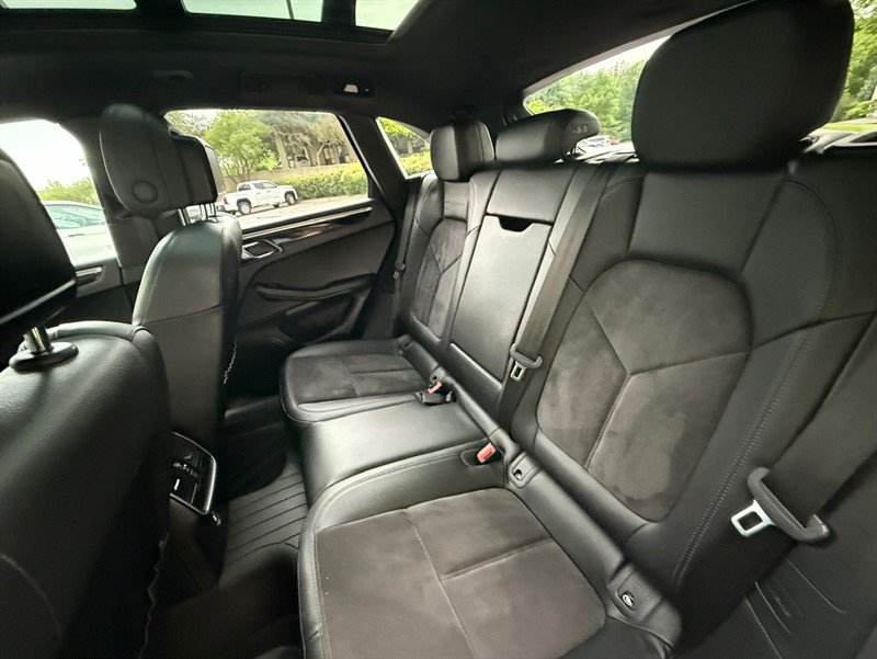 Used 2018 Porsche Macan S AWD/4WD image 26
