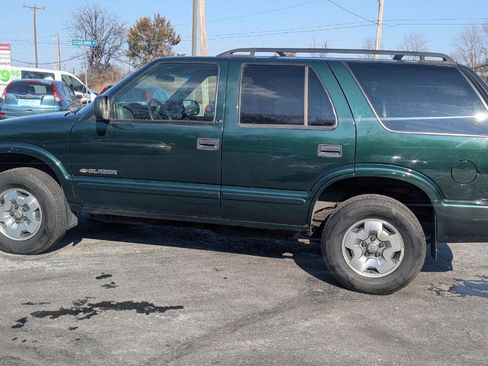 Used 2002 Chevrolet Blazer LS w/ Preferred Equipment Group image 14