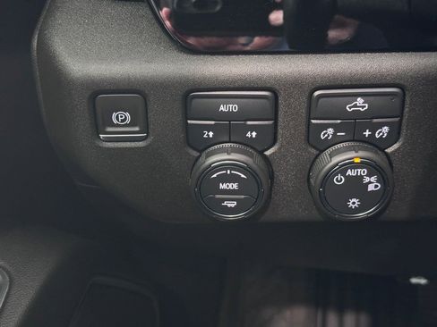 Certified 2023 Chevrolet Silverado 1500 LT image 22