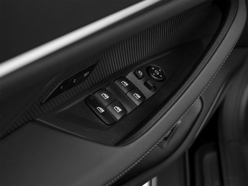 New 2026 BMW i4 xDrive40i AWD/4WD image 13