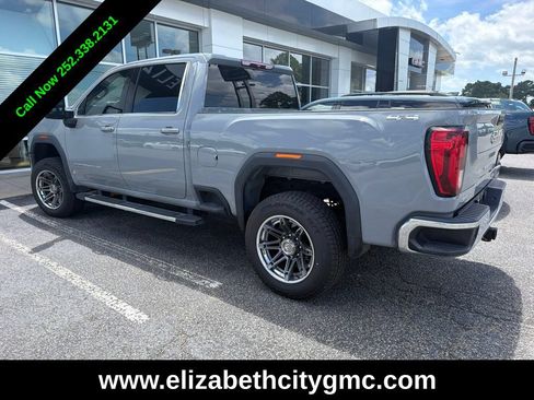 Used 2024 GMC Sierra 2500 SLE AWD/4WD image 4