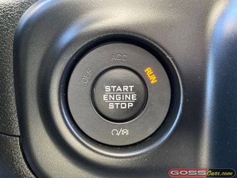 Certified 2020 Jeep Gladiator Overland w/ Cold Weather Group image 11