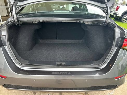 Used 2022 Nissan Sentra SV FWD image 10