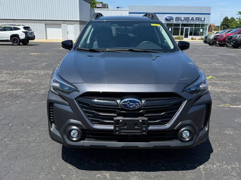 Certified 2025 Subaru Outback Onyx Edition XT image 8