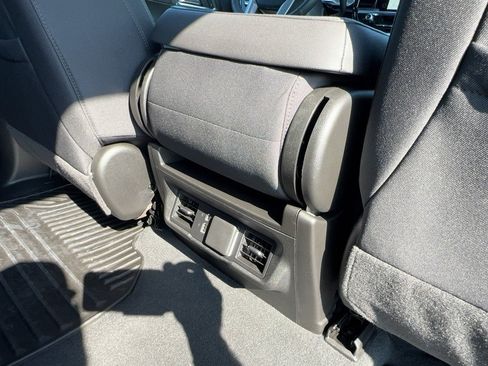 Certified 2025 GMC Sierra 1500 Elevation AWD/4WD image 11
