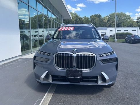 Certified 2023 BMW X7 xDrive40i w/ Premium Package image 4