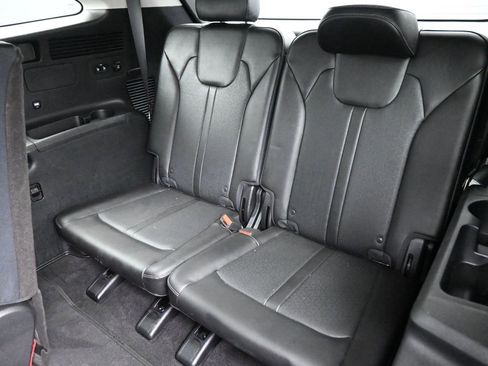 Certified 2023 Kia Sorento S w/ Panoramic Sunroof Package image 21