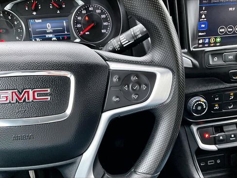 Used 2024 GMC Terrain SLE image 14