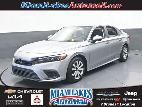 Used 2022 Honda Civic LX image 1