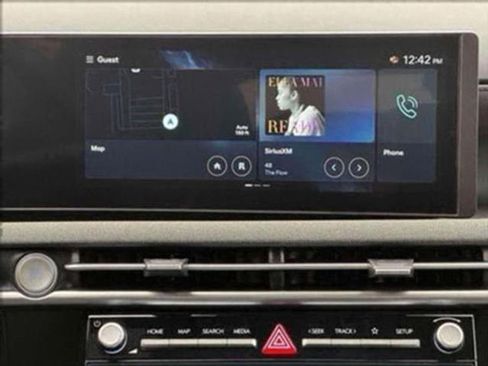 Used 2025 Hyundai Santa Cruz Limited image 19