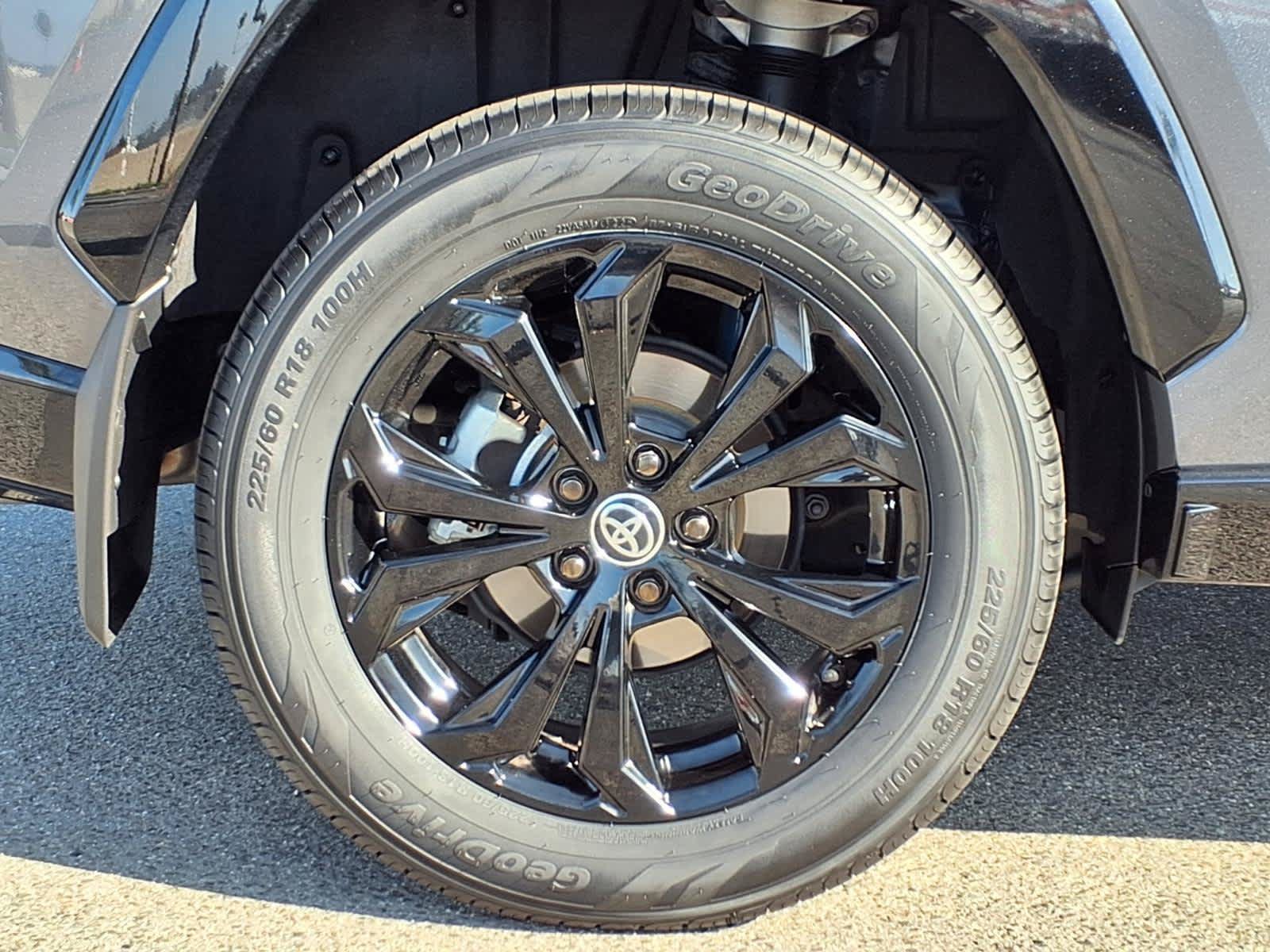 Certified 2023 Toyota RAV4 XSE AWD/4WD image 7