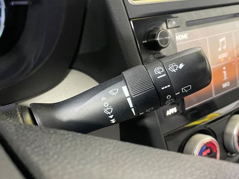 Used 2018 Subaru Forester 2.5i Premium AWD/4WD image 22