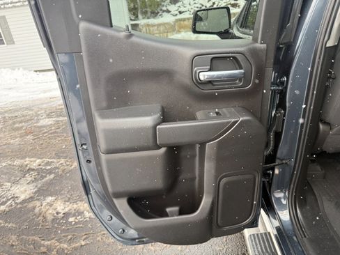 Used 2020 Chevrolet Silverado 1500 LT w/ All-Star Edition image 17