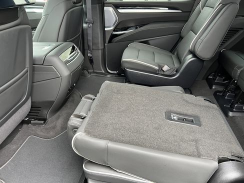 New 2026 Cadillac Escalade Sport image 16