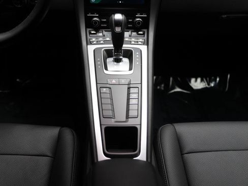 Used 2025 Porsche 718 Cayman image 83