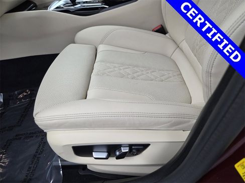 Certified 2023 BMW 530i w/ Premium Package image 28