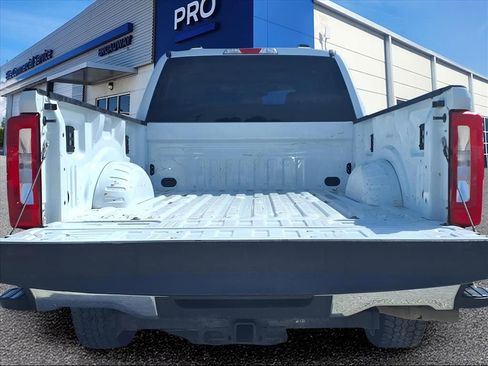 Used 2024 Ford F250 XLT w/ FX4 Off-Road Package AWD/4WD image 31